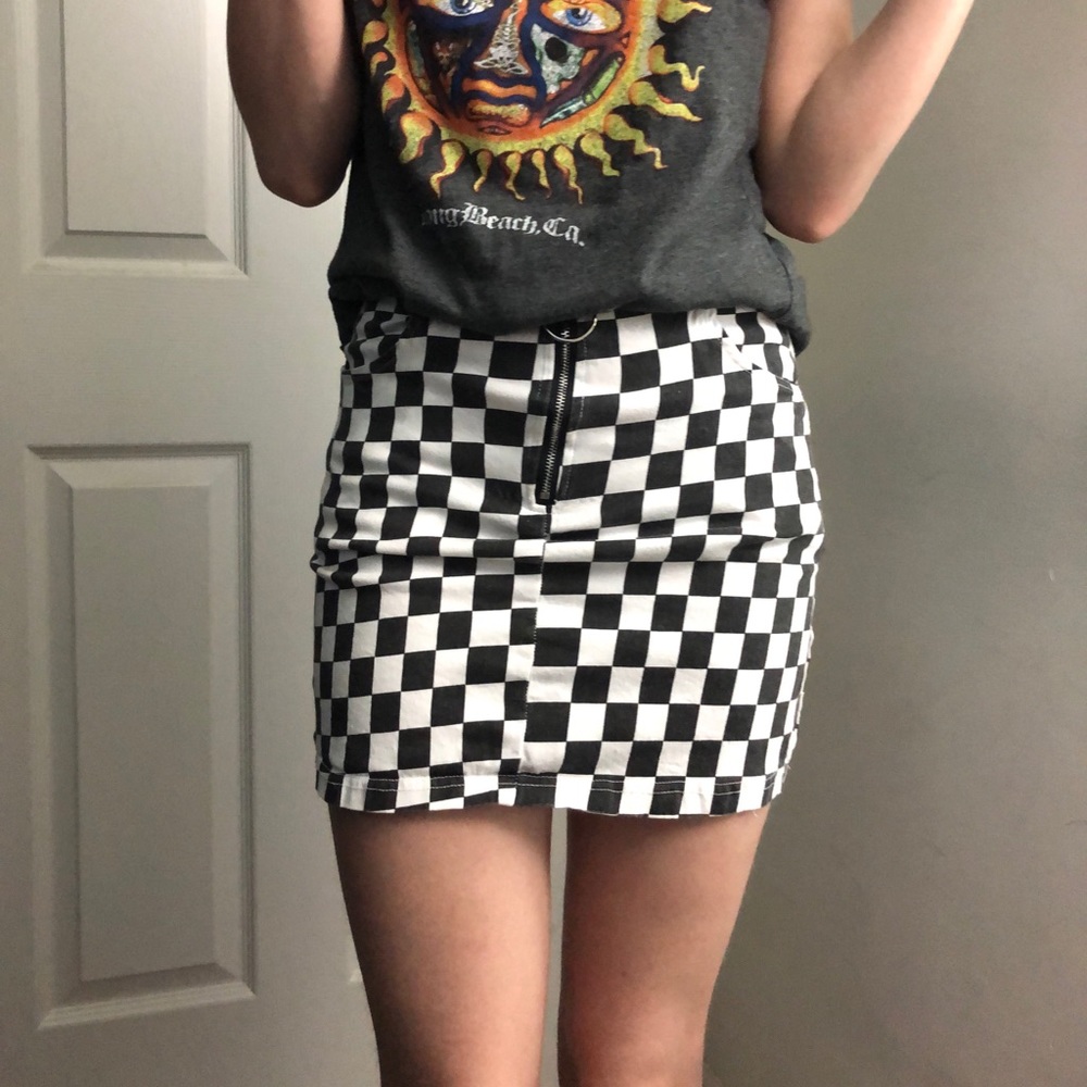 Cool Checkered Mini Skirt with O-Ring Zip
